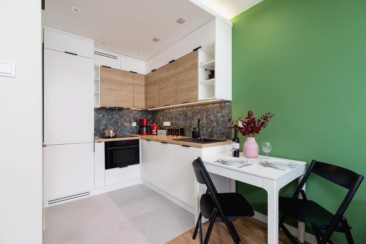 Modern Apartment On Lobzowska Street By Noclegi Renters Krakkó Kültér fotó