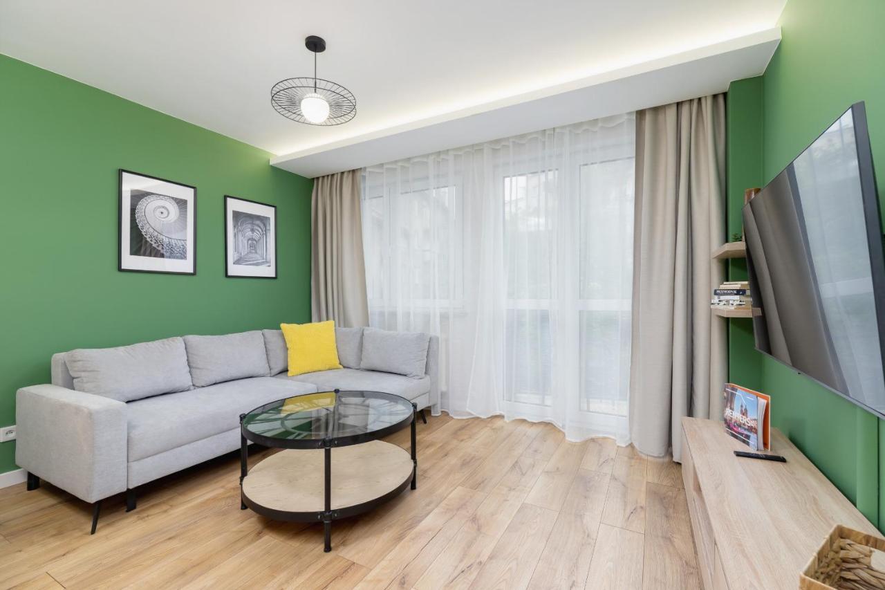 Modern Apartment On Lobzowska Street By Noclegi Renters Krakkó Kültér fotó